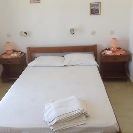 Rania Antiparos