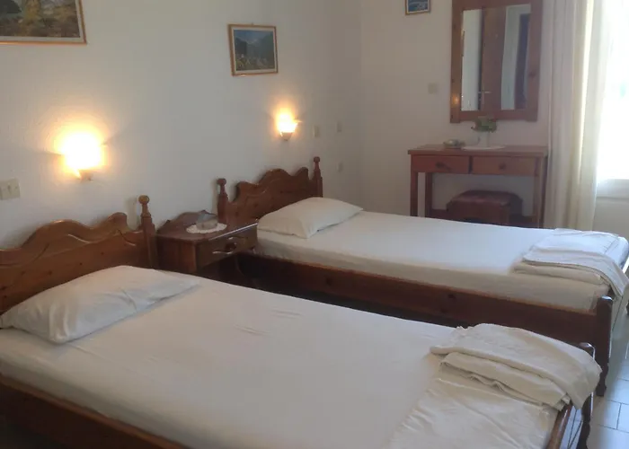 Rania * Antiparos Town