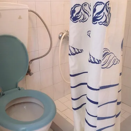 Rania * אנטיפארוס